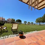 Cozy Doras House Offers Panoramic Views Of Sea Prázdninový dům