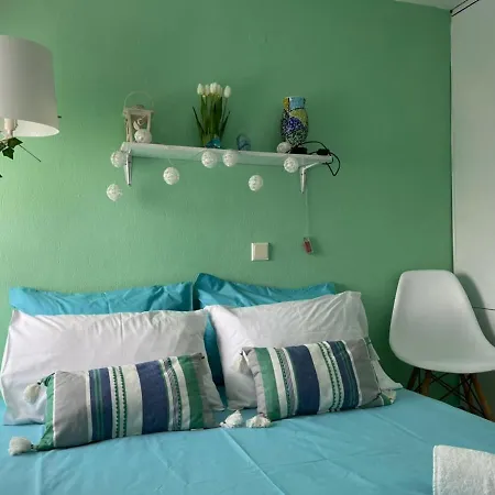 Cozy Beachfront Maisonette Offers Panoramic Views Of Sea Metokhion Konstamonitou