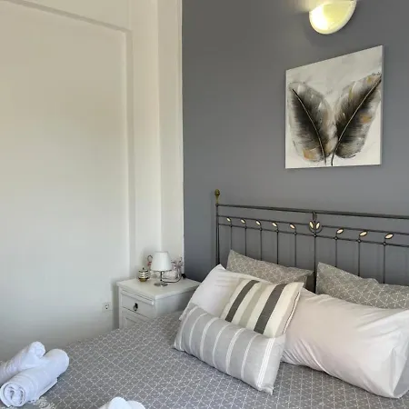 Cozy Doras Beach House Offers Panoramic Views Of Sea Metokhion Konstamonitou